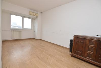 Apartament cu 4 camere decomandat în Victoriei - 14