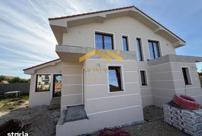 Casă cu 3 camere cu Teren 250 Mp în Bucovăț - 1