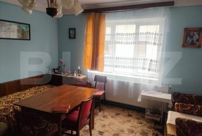 Apartament la casa, zona centrala, 100 mp utili, Radauti - 4