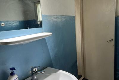 Casă cu 3 camere cu Teren 220 Mp în Central - 4