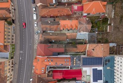 Apartament cu 3 camere decomandat în Central - 30