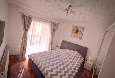 Apartament cu 3 camere de vanzare Bartolomeu - 2