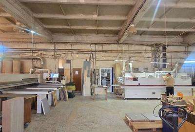 Spațiu comercial, de 886 mp, în Central - 2