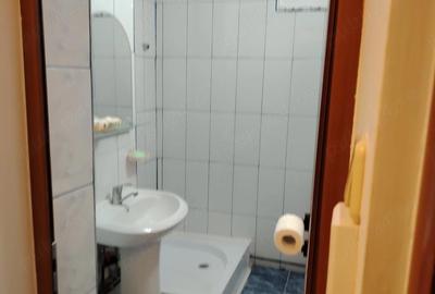 Apartament cu 2 camere semidecomandat în Micro 6 - 3