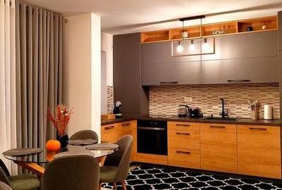 Apartament cu 2 camere decomandat în Tractorul