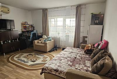 Apartament cu 3 camere semidecomandat în Rudeni - 7
