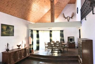 Casa Verde, 349 mp, 1.038 mp teren Super Oferta la 7 k - 17