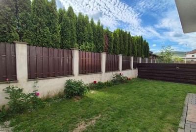 Duplex cu 4 camere cu Canalizare în Florești - 2