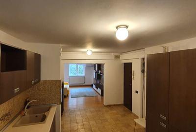 Apartament cu 3 camere decomandat, mobilat în Rahova - 2