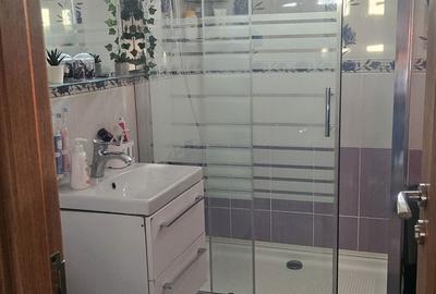 Apartament cu 3 camere semidecomandat în Central - 6