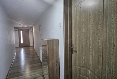 Apartament cu 3 camere decomandat, mobilat în Găvana - 9