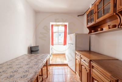 Apartament de 3 camere Campulung zona Visoi - 9