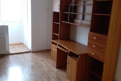 Apartament cu 2 camere decomandat în Domnești - 4