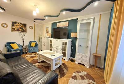 Apartament cu 3 camere decomandat, mobilat în Vasile Aaron - 2