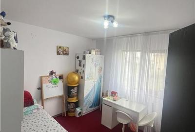 Apartament cu 3 camere decomandat, mobilat în Dobroești - 16