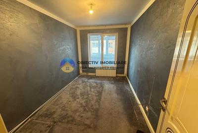 Apartament 4 camere de vanzare ,etaj 1 89,67 mp - Zona centrala - 6