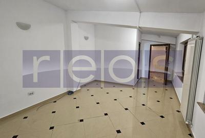 Casă individuală cu 5 camere cu Canalizare în Domenii - 3