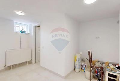Casă cu 5 camere cu Teren 540 Mp în Central - 13