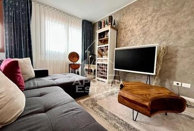 Apartament cu 2 camere decomandat, mobilat în Central