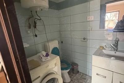 Garsonieră decomandată în Apărătorii Patriei