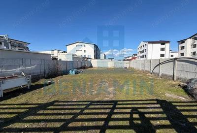 Teren de 350 mp, în Central - 2