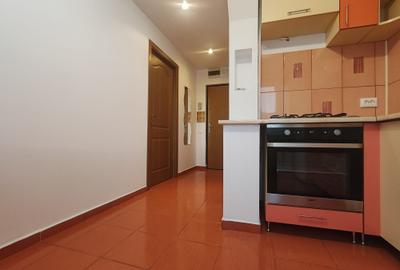 Garsonieră decomandată în Astra - 2