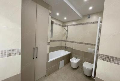 Apartament cu 2 camere decomandat în P-ța Victoriei