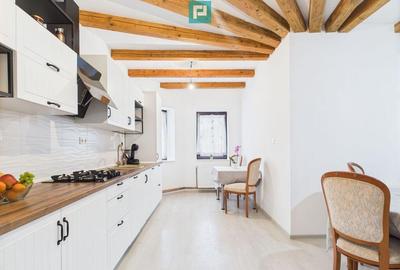 Casa Individuala cu spa?iu comercial - Varia? - 1