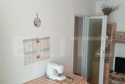 Apartament Decomandat cu 2 Dormitoare, Balcon ?i Bucatari - 8