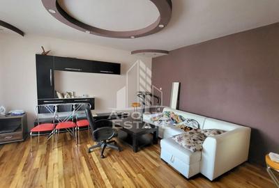 Casă individuală cu 7 camere în Giarmata-Vii