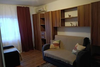Garsonieră decomandată în Central - 4