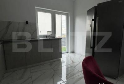 Casă cu 4 camere cu Teren 250 Mp în Central - 10