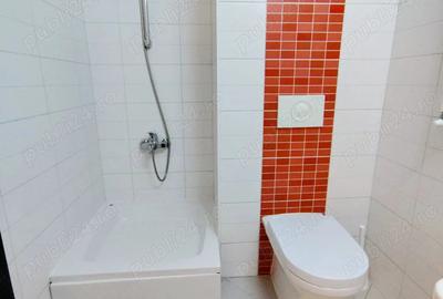 Apartament cu 3 camere semidecomandat în Apărătorii Patriei