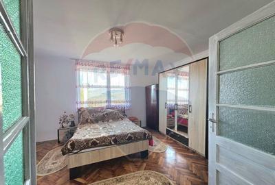 Casă cu 4 camere cu Teren 262 Mp în Vitrometan - 1