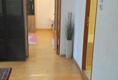 Apartament cu 2 camere decomandat în Ferentari