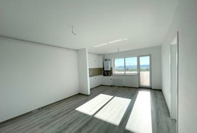 Apartament cu 2 camere semidecomandat în Sânpetru