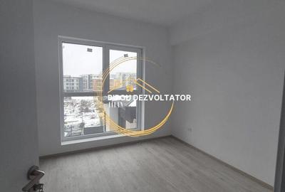 Apartament cu 2 camere decomandat în Titan