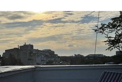 Piata Kogalniceanu , Bucuresti - 4