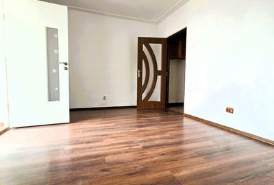 Apartament cu 2 camere decomandat în Podul de Fier - 8