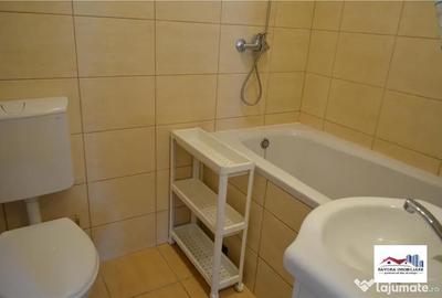 Garsonieră decomandată în Central - 4