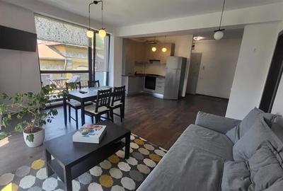 Apartament cu 2 camere semidecomandat în Iancului