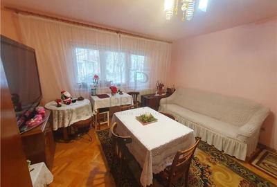 GIROCULUI - 3 CAM - DECOMANDAT  - 2BAI - SPATIOS - BLOC ANVELOPAT - ZONA LINISTI - 3