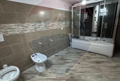 Casa / Vila de familie + oportunitate de afacere in Focsani - 10