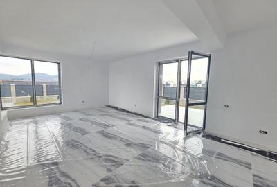 Casă individuală cu 4 camere cu Canalizare în Sânpetru - 3