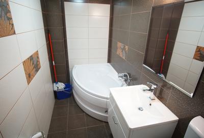 Timpuri Noi Nerva Traian Apartament 2 Camere Decomandat Renovat 2025 - 11