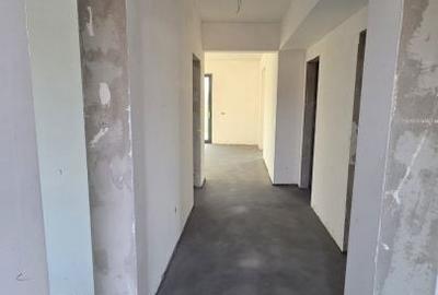 Casă cu 4 camere cu Teren 431 Mp în Central - 15