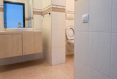 Pipera: Vila spatioasa cu 5 dormitoare si o curte de 350 mp ! Pipera: Vila spatioasa cu 5 dormitoare si o curte de 350 mp ! - 22