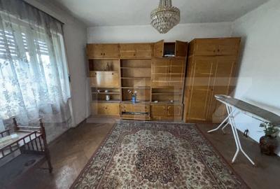 Casa de vanzare 3 camere - 14