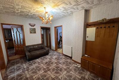 Ap. 3 camere de inchiriat Centru - 3