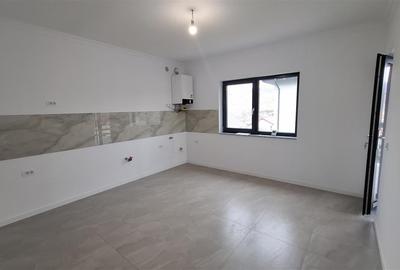 Casă individuală cu 4 camere cu Canalizare în Rediu - 11